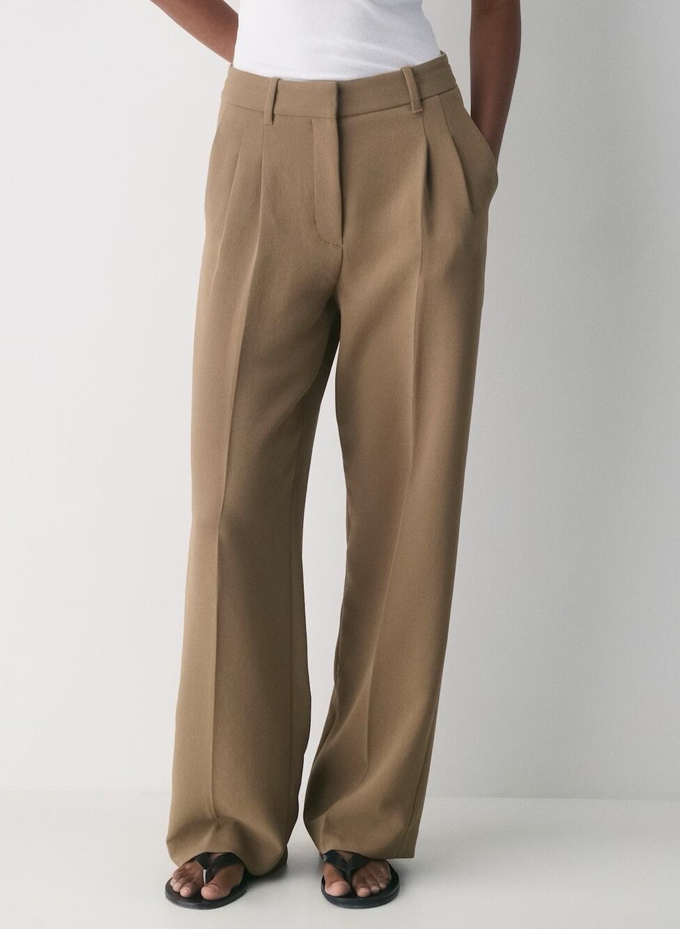 Aritzia The Effortless Pant Crepette Folio Taupe Pleated Wide Leg Trousers Sz 12